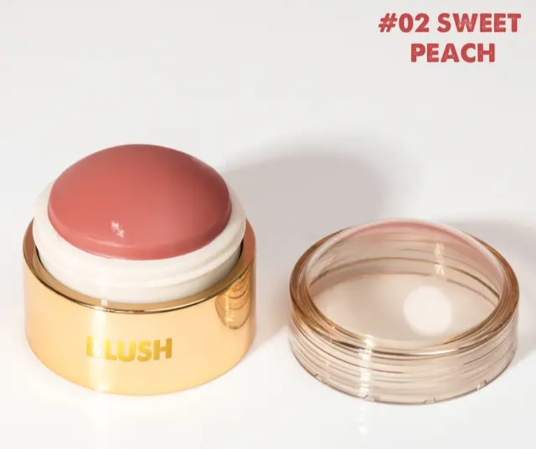 Nance Velvet Flush